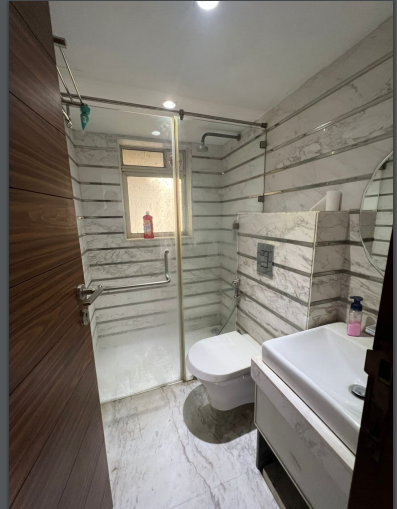 2 BHK Apartment for Sale in Bandra West Mumbai