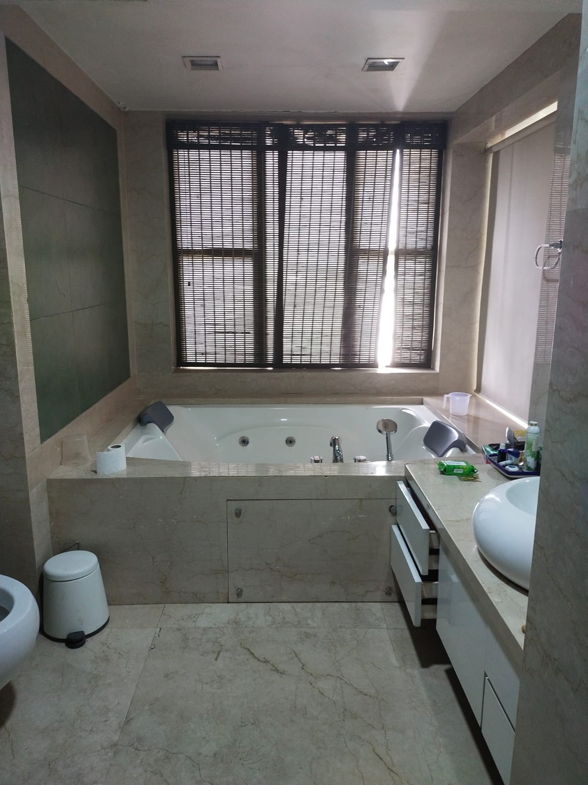 3 BHK Apartment for Sale in Pali Hill Mumbai