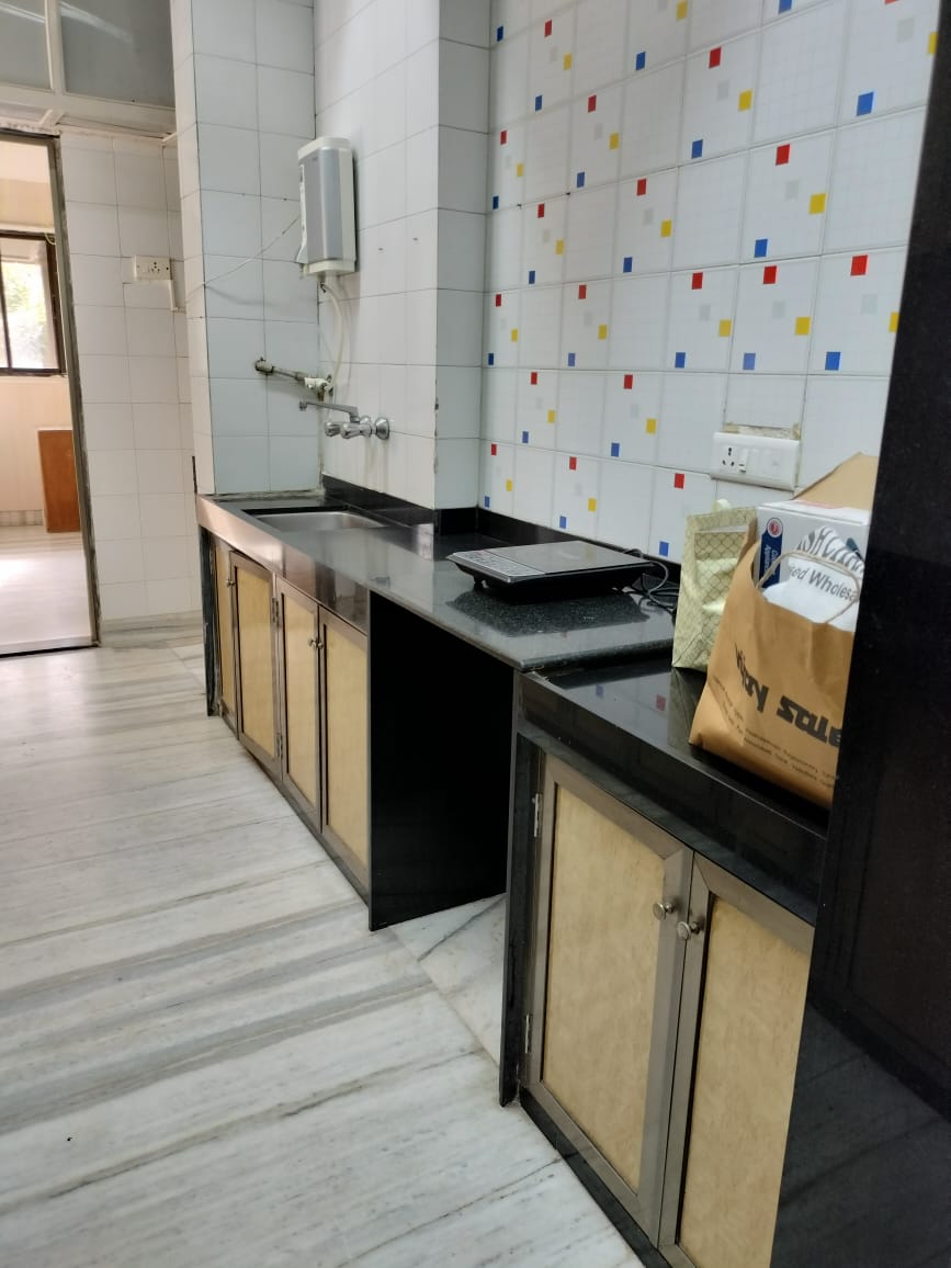 2 BHK Apartment for Rent in Pali Hill Mumbai