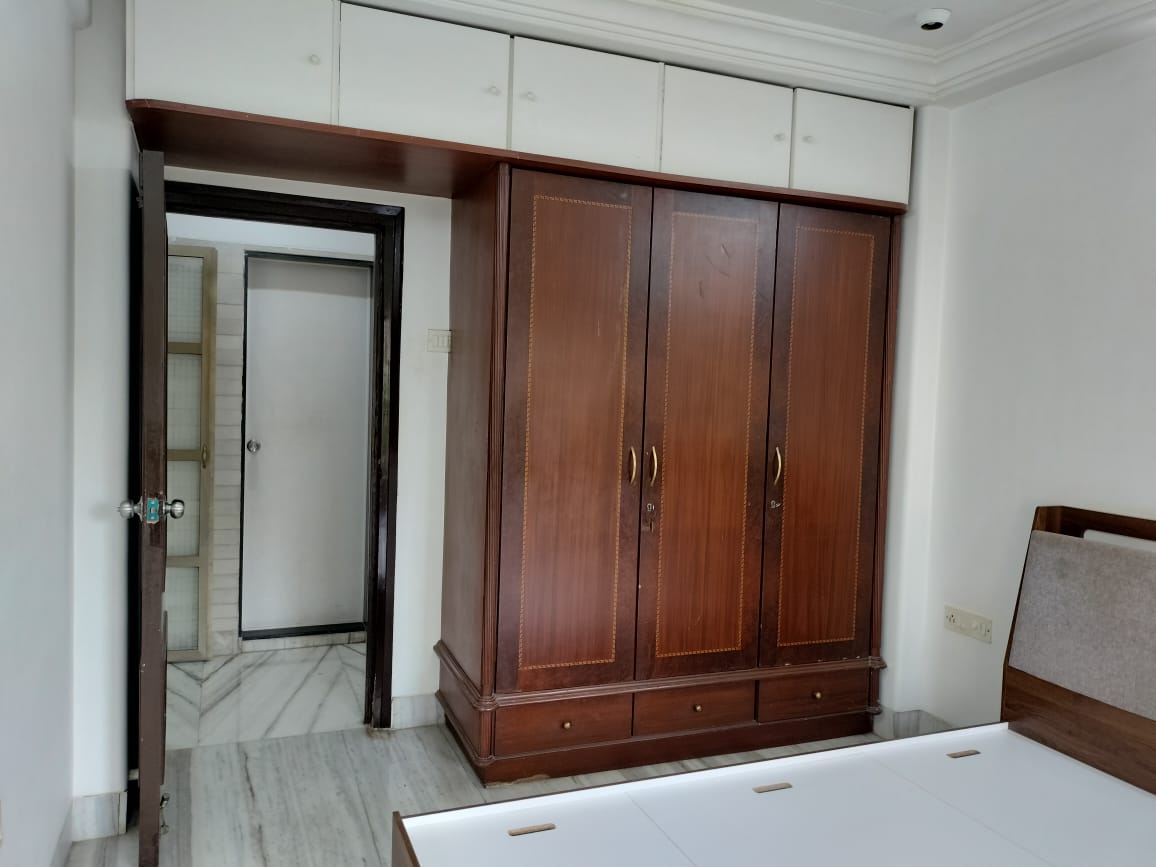 2 BHK Apartment for Rent in Pali Hill Mumbai