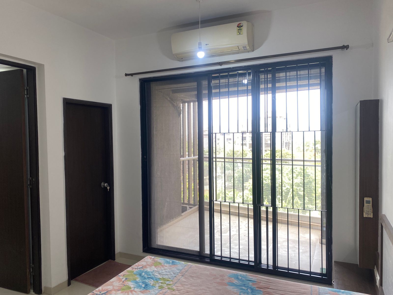 3 BHK Apartment for Rent in Bandra East Mumbai