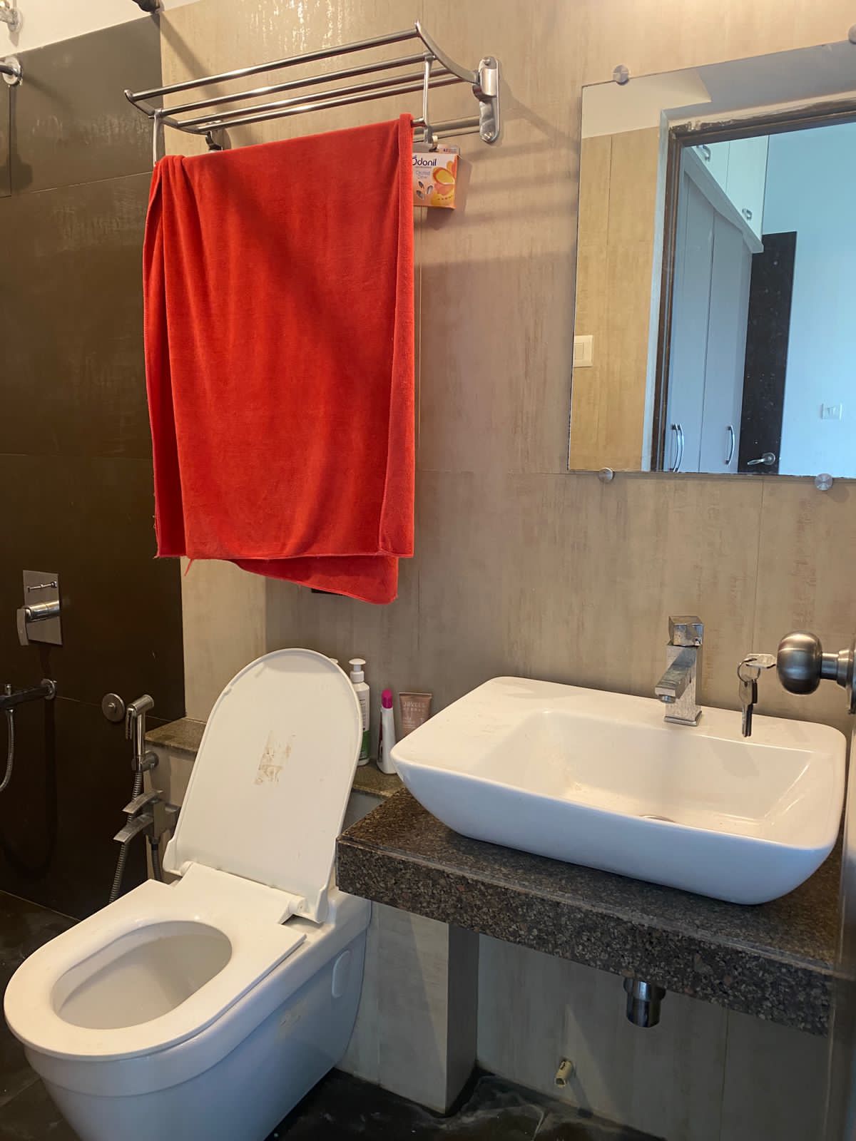 3 BHK Apartment for Rent in Bandra East Mumbai