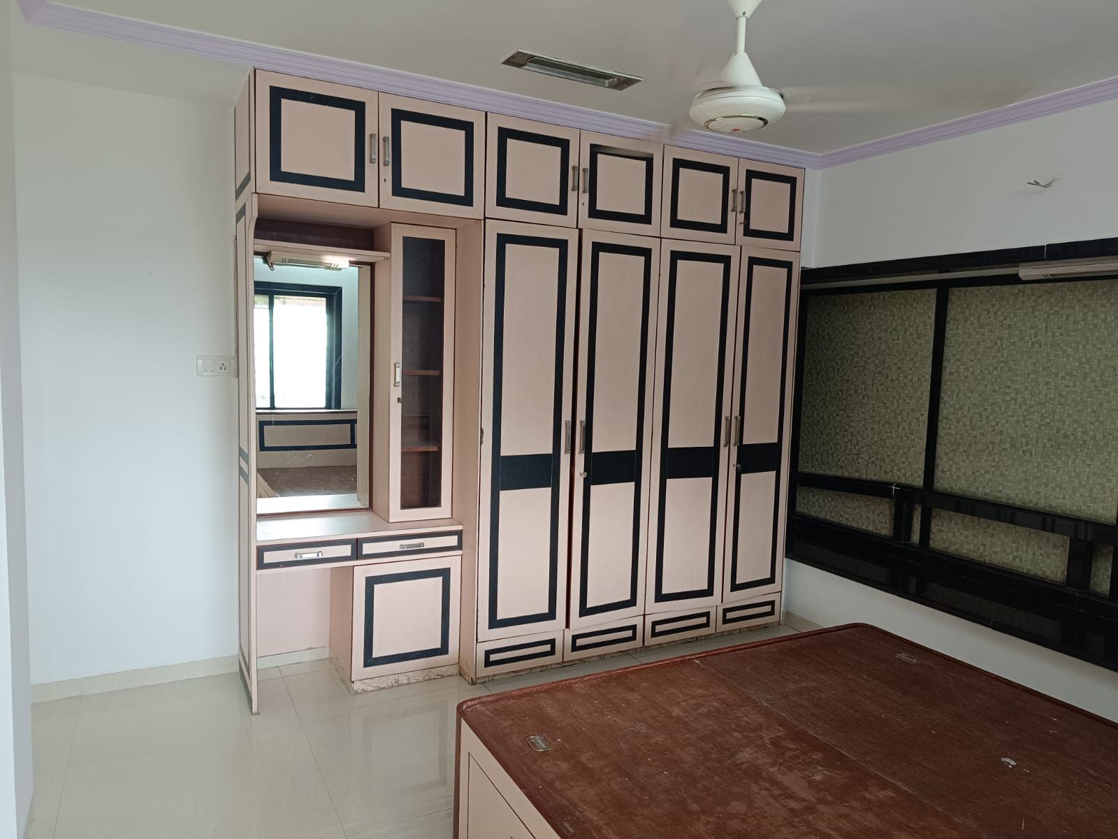 2 BHK Apartment for Rent in Tagore Road Mumbai