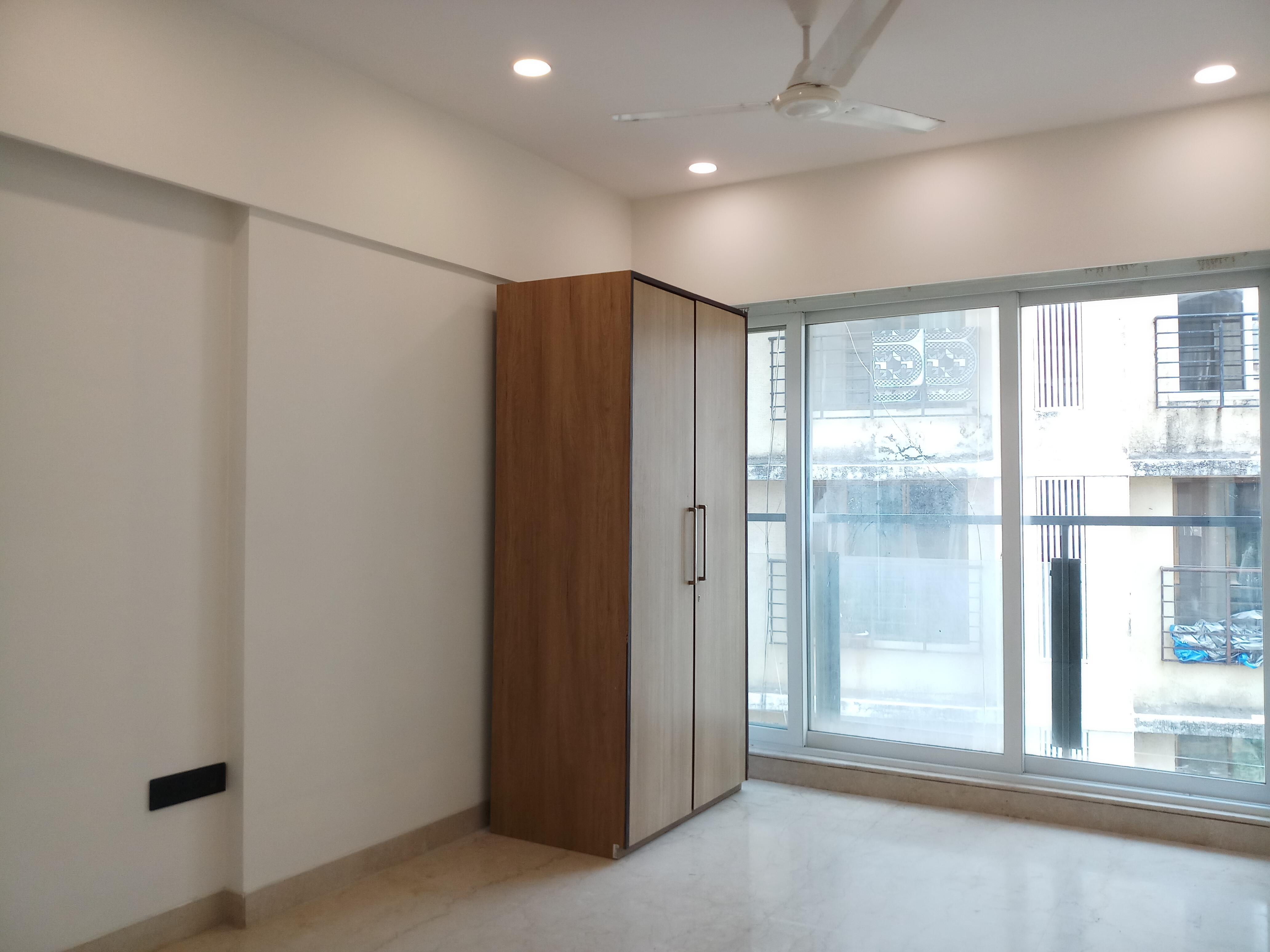 4 BHK Apartment for Sale in Vakola Mumbai