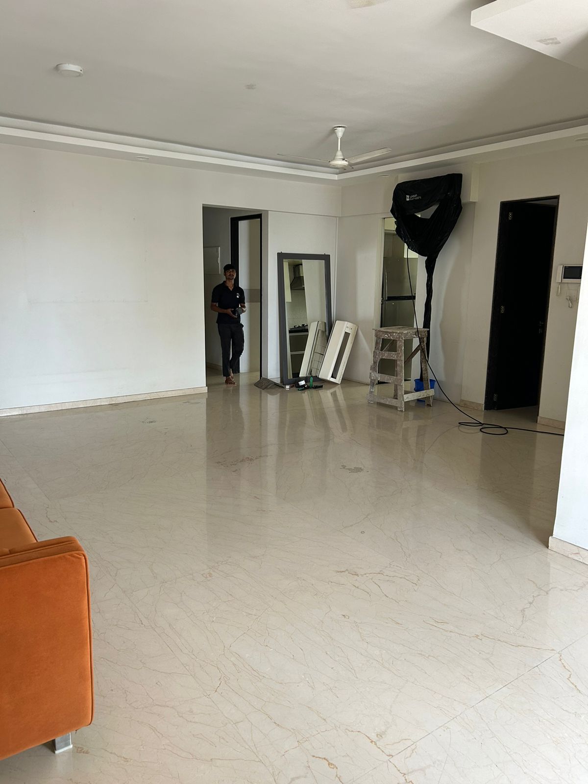 4 BHK Apartment for Rent in Linking  Road Mumbai