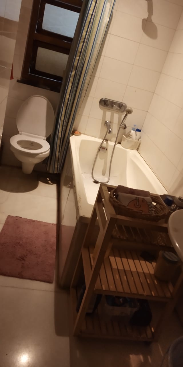 3 BHK Apartment for Sale in Almeida park Mumbai