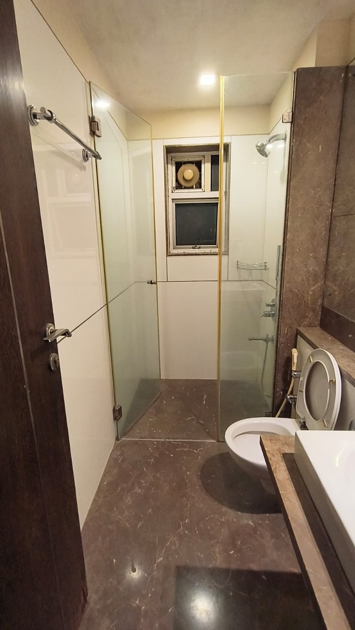 3 BHK Apartment for Sale in Khar West Mumbai