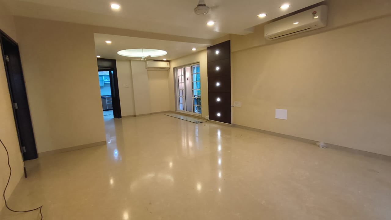 3 BHK Apartment for Sale in Khar West Mumbai