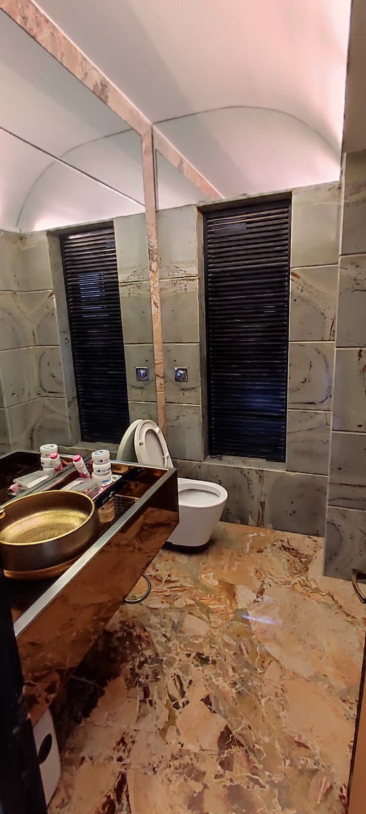 4 BHK Apartment for Sale in Dr. Peter Dias Road Mumbai