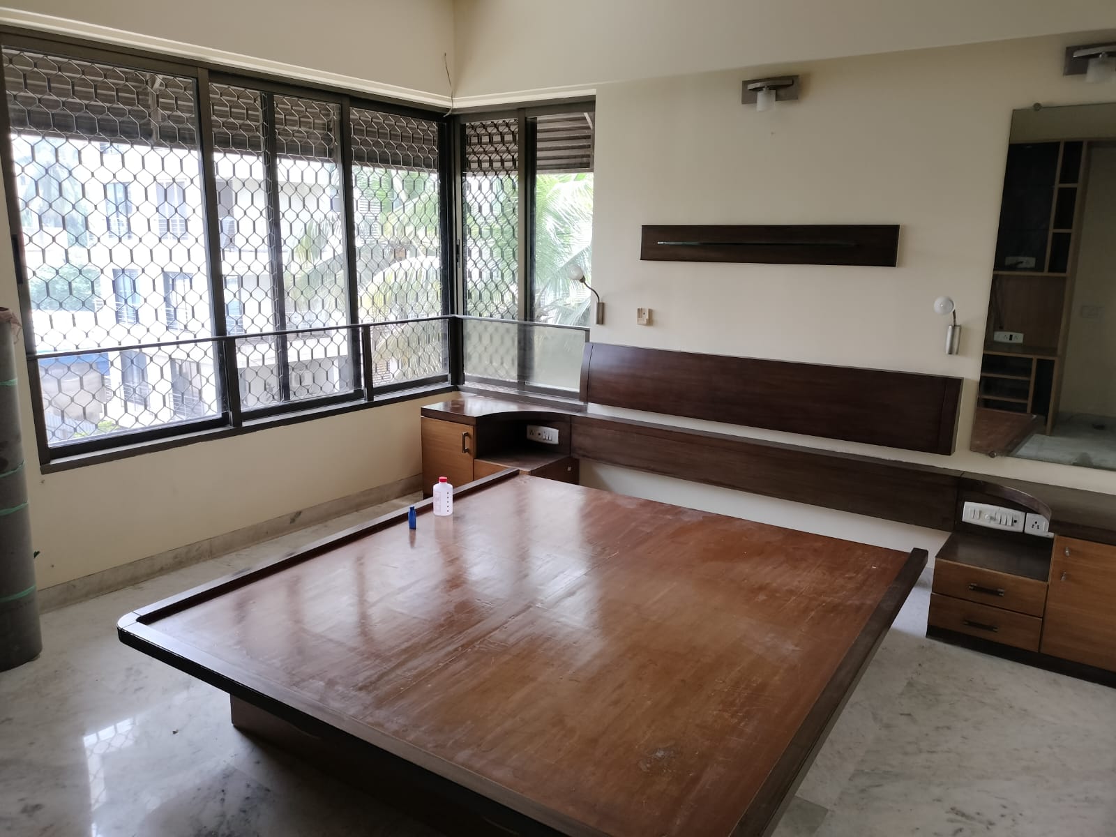 3 BHK Apartment for Rent in 24th Road Mumbai