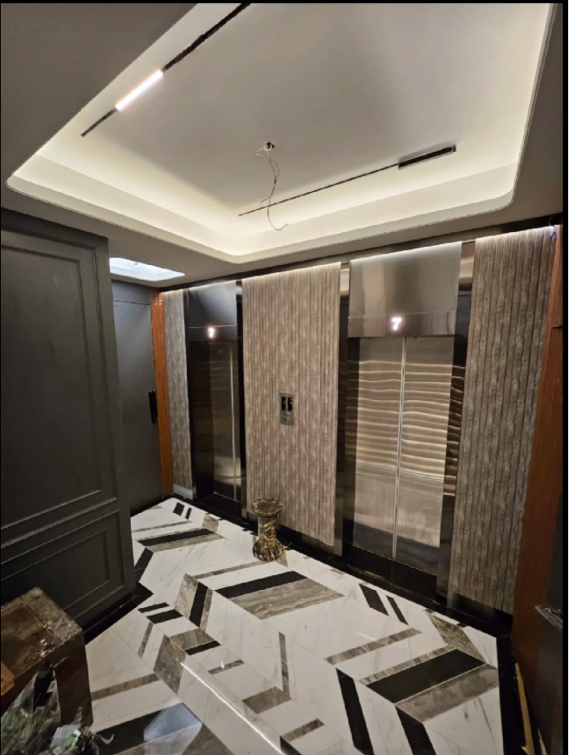 4 BHK Apartment for Rent in Gulmohar cross road no.6 Mumbai