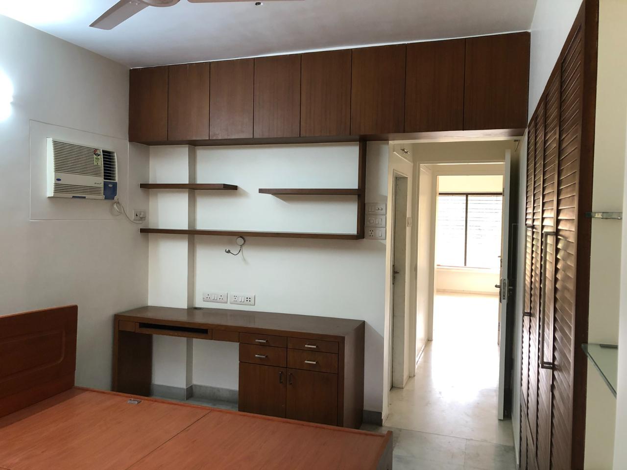 2 BHK Apartment for Rent in Mount Carmel Church Rd Mumbai