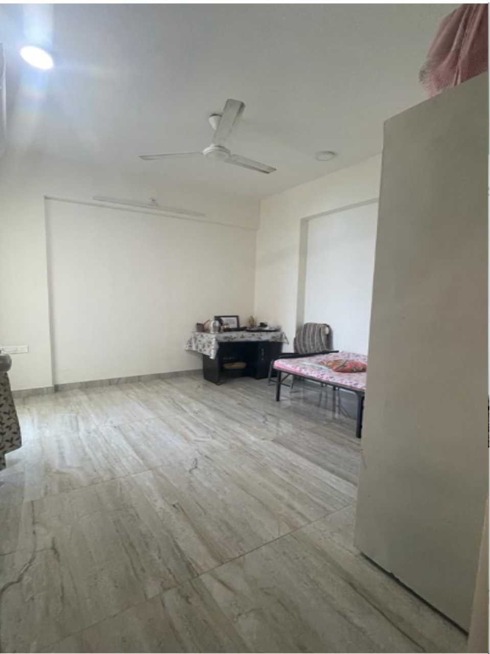 2 BHK Apartment for Rent in MIG Colony Mumbai