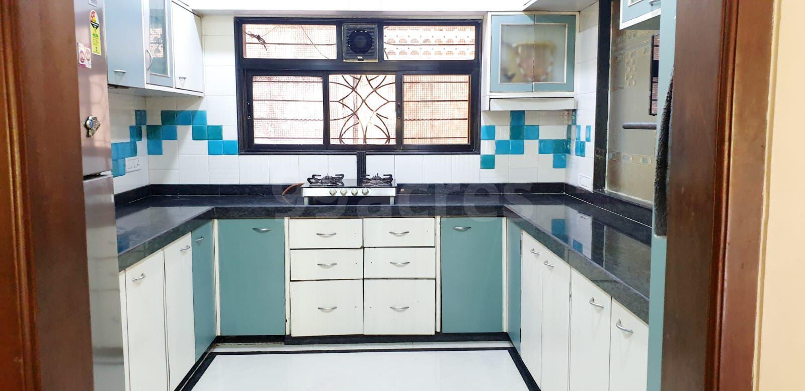 3 BHK Apartment for Sale in Juhu Scheme Mumbai