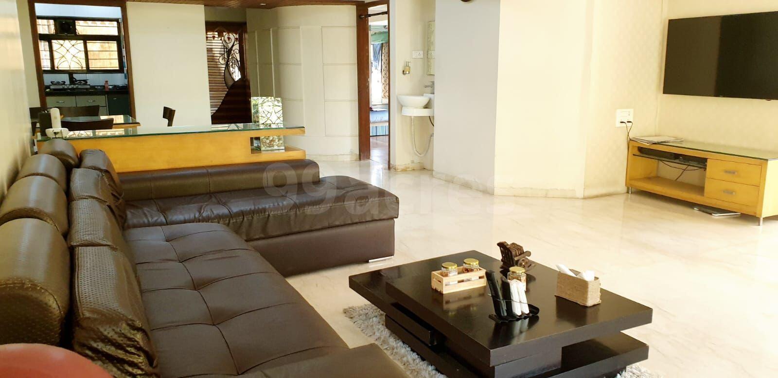 3 BHK Apartment for Sale in Juhu Scheme Mumbai