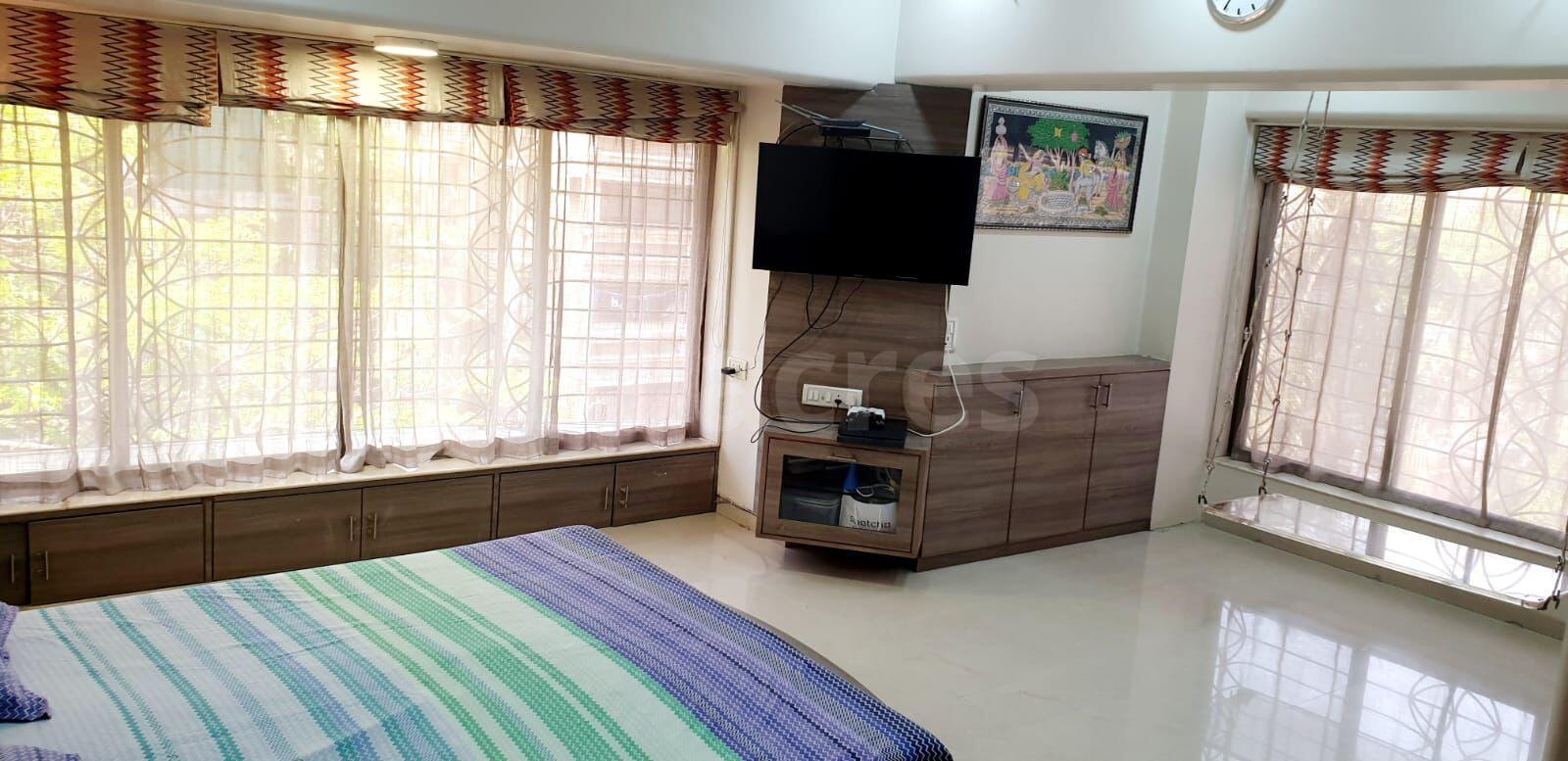 3 BHK Apartment for Sale in Juhu Scheme Mumbai