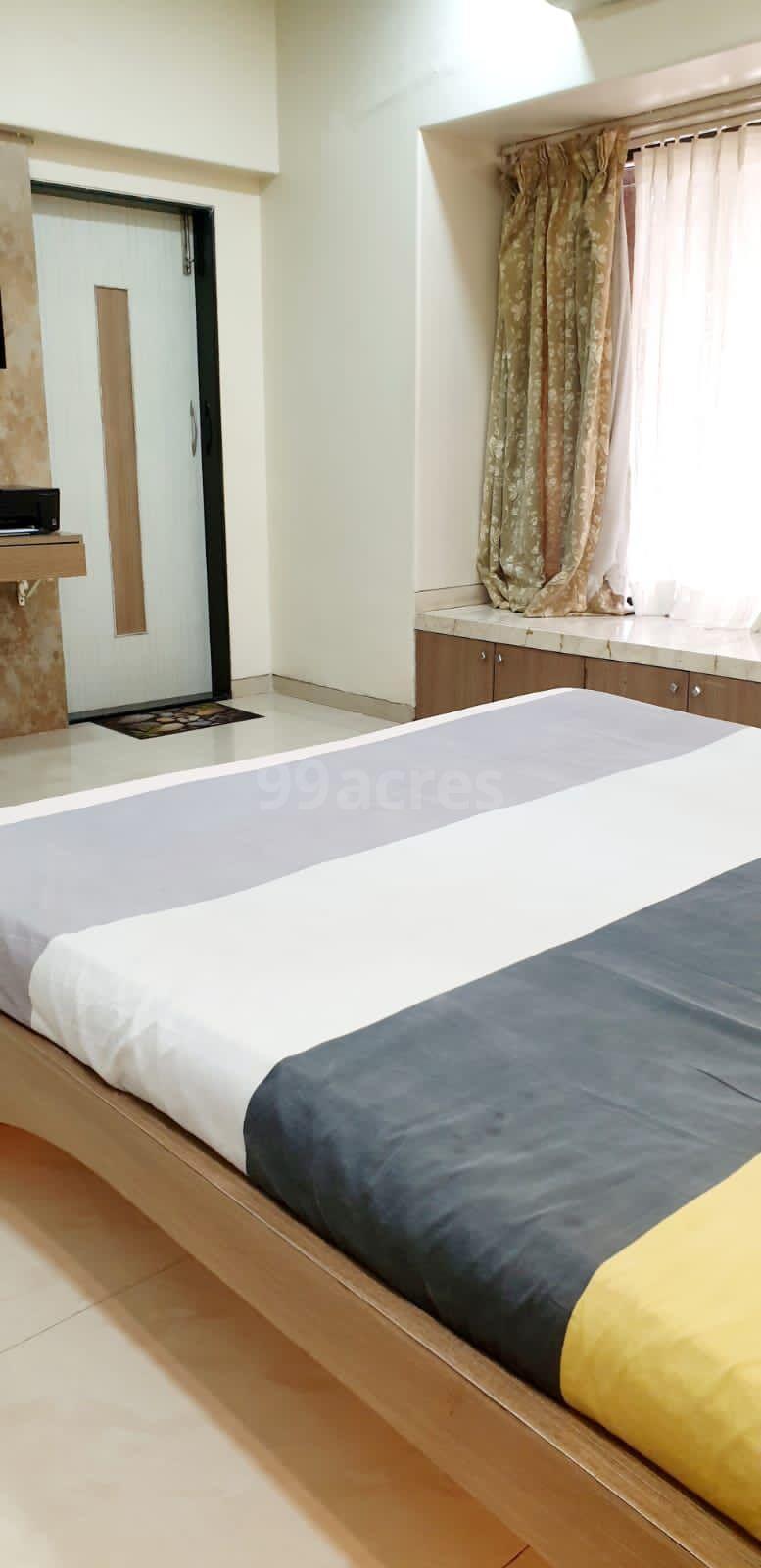 3 BHK Apartment for Sale in Juhu Scheme Mumbai