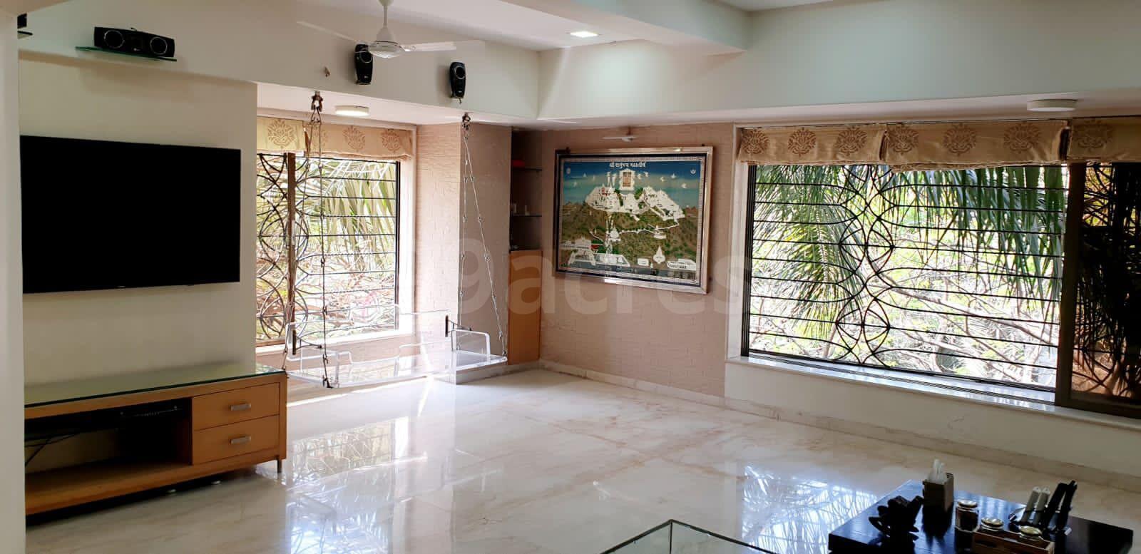 3 BHK Apartment for Sale in Juhu Scheme Mumbai