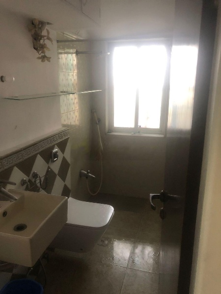 2 BHK Apartment for Rent in Off Carter road Mumbai