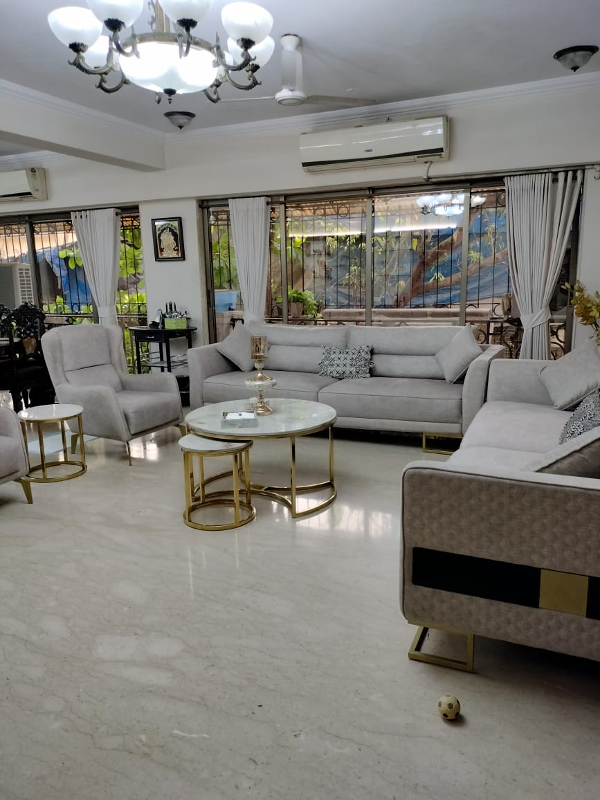 5 BHK Apartment for Sale in N S Road No 9 Mumbai