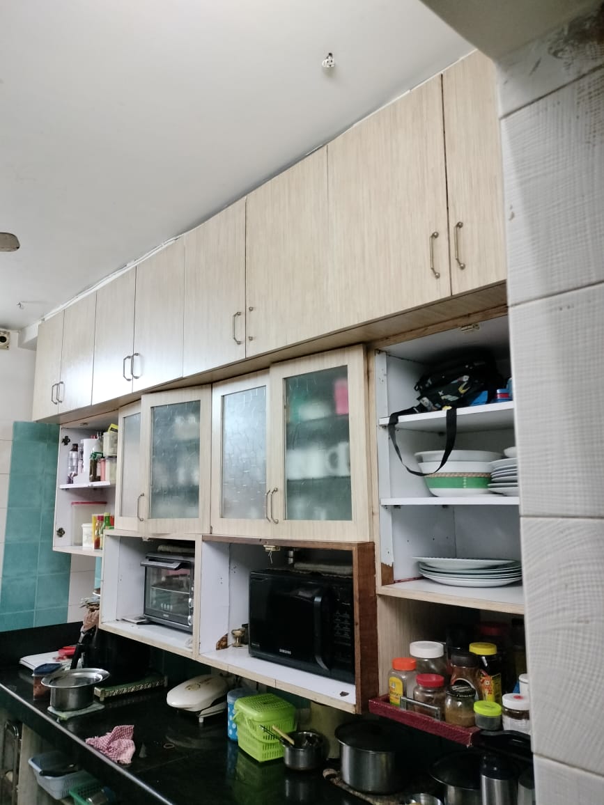 5 BHK Apartment for Sale in N S Road No 9 Mumbai
