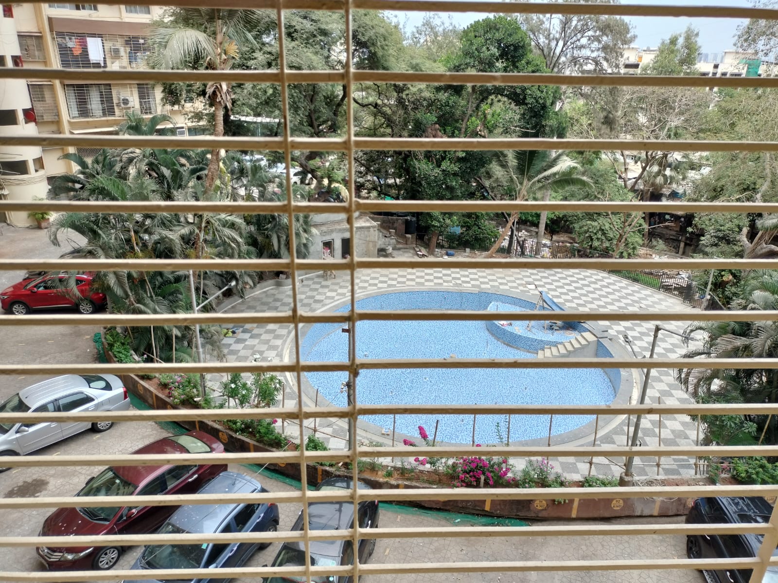 3 BHK Apartment for Rent in Mount Marry Mumbai