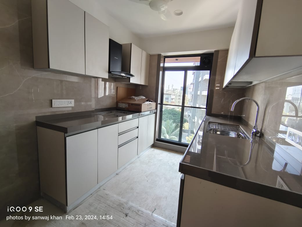 1 BHK Apartment for Sale in Khar West Mumbai