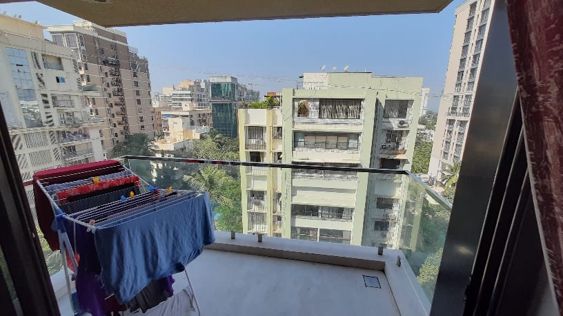 4 BHK Apartment for Sale in North Avenue Road Mumbai