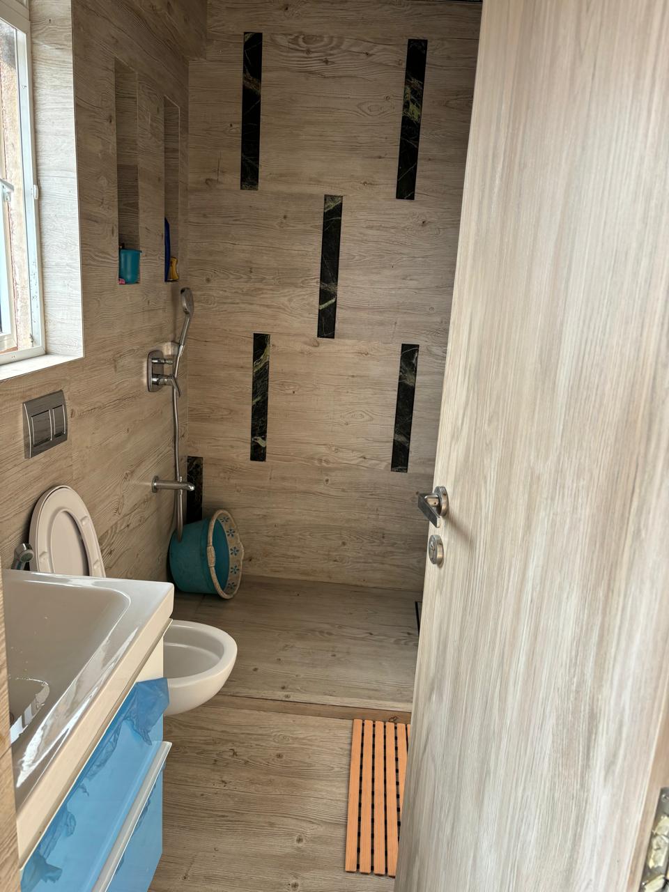 4 BHK Apartment for Sale in Navpada Mumbai