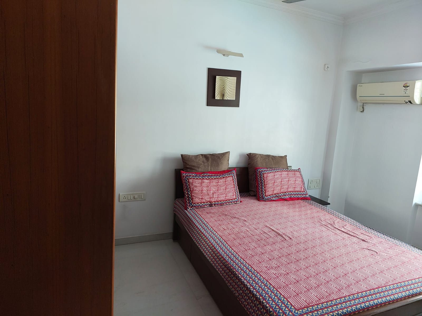 5 BHK Row House for Sale in Mankhurd Mumbai
