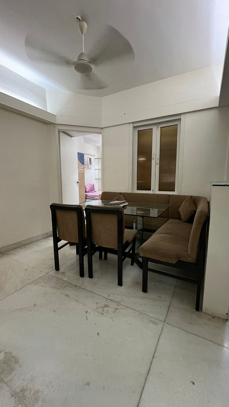 3 BHK Apartment for Rent in Khar Pali rd Mumbai