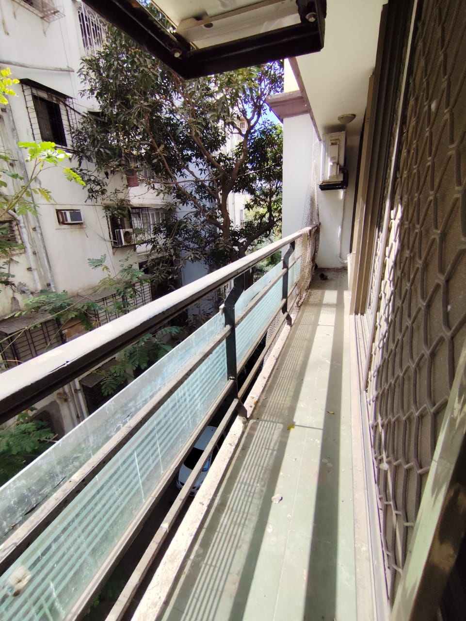 2 BHK Apartment for Sale in Khar West Mumbai