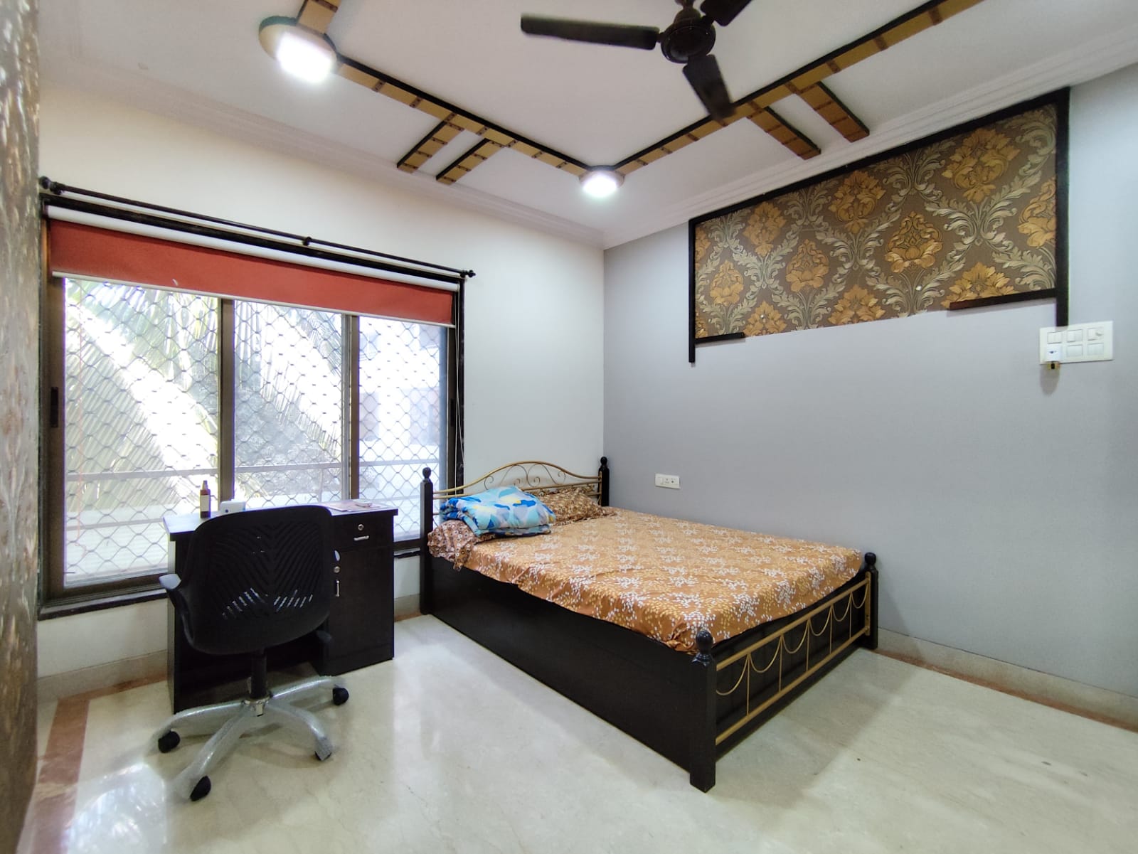2 BHK Apartment for Sale in Khar West Mumbai