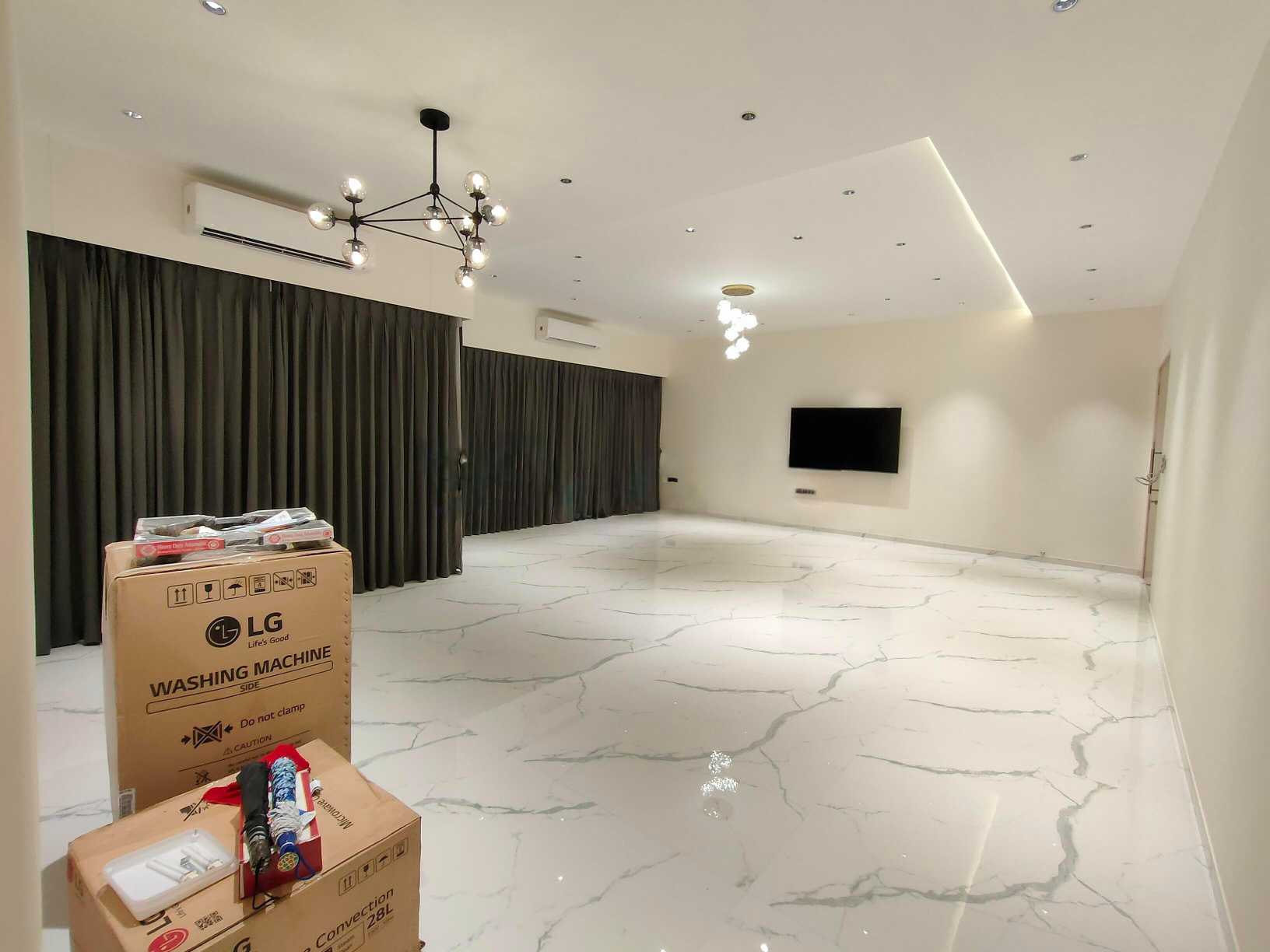 4 BHK Apartment for Sale in Andheri West Mumbai