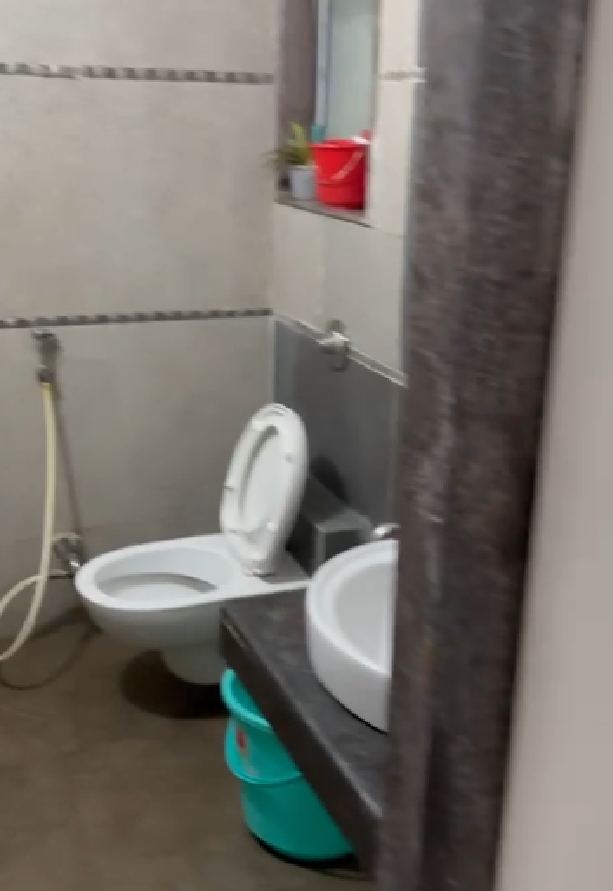 3 BHK Apartment for Sale in Andheri West Mumbai