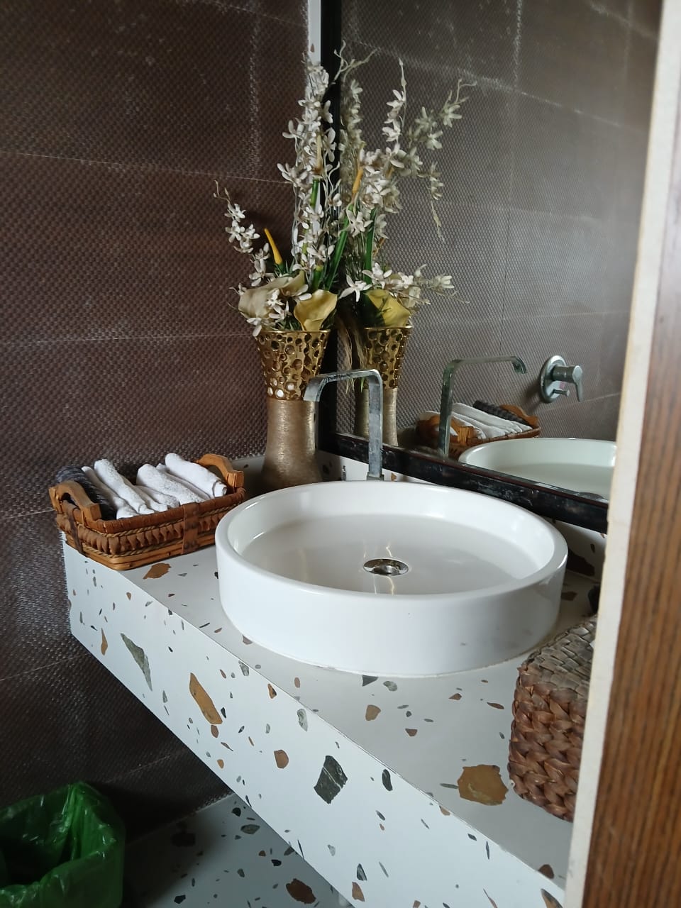 3 BHK Penthouse for Rent in Juhu Versova Link rd Mumbai