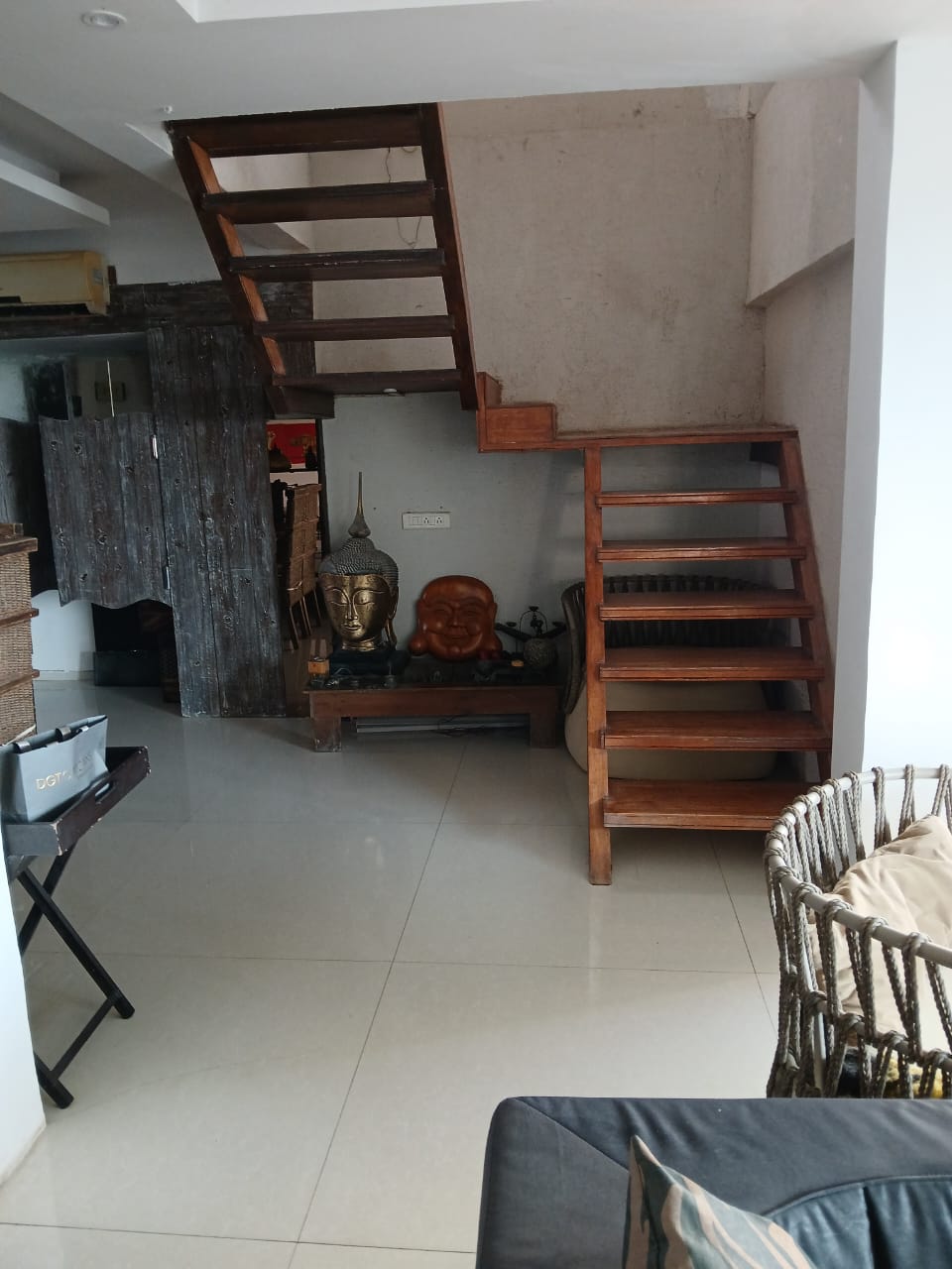 3 BHK Penthouse for Rent in Juhu Versova Link rd Mumbai