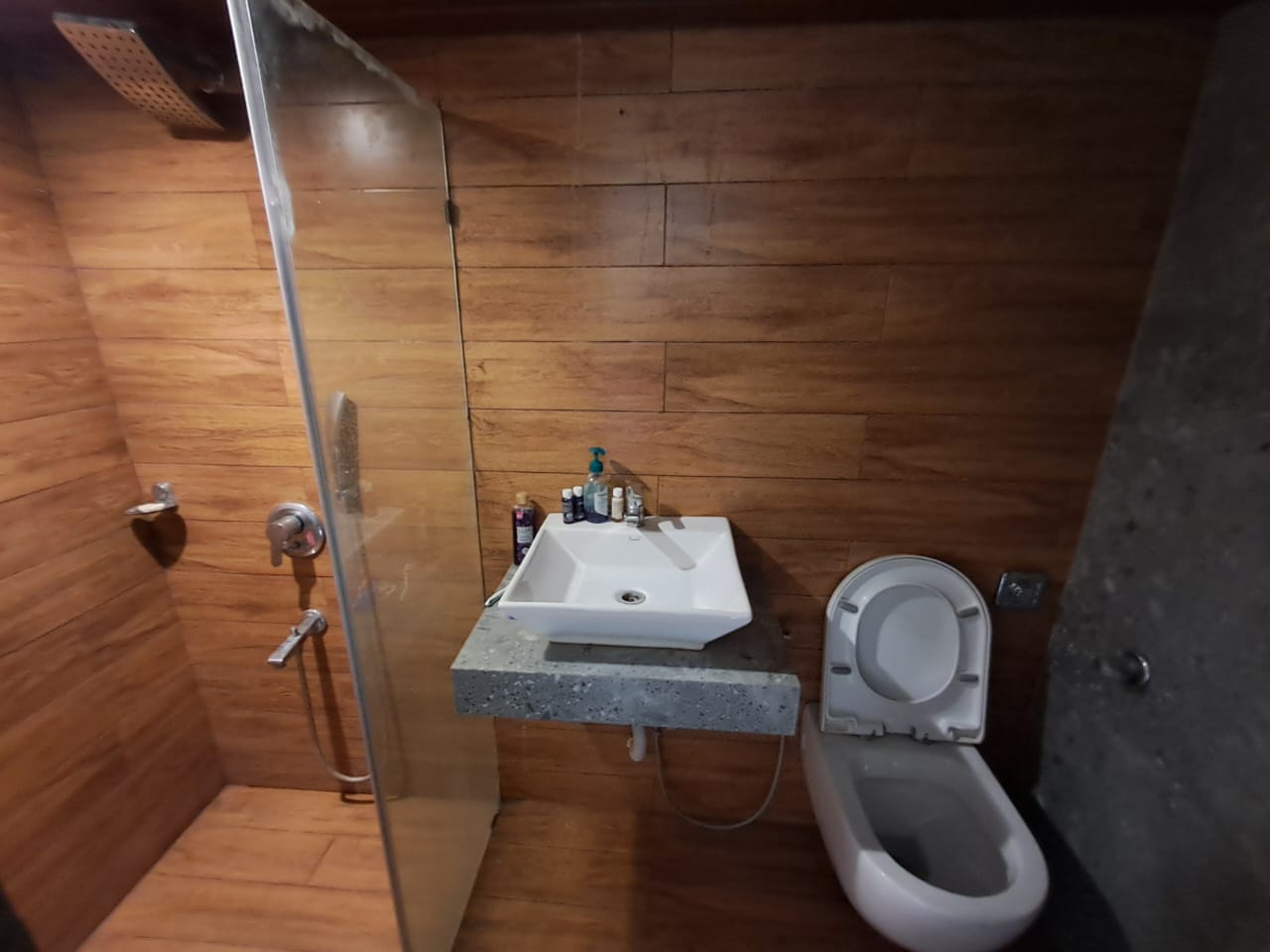 3 BHK Penthouse for Rent in Juhu Versova Link rd Mumbai