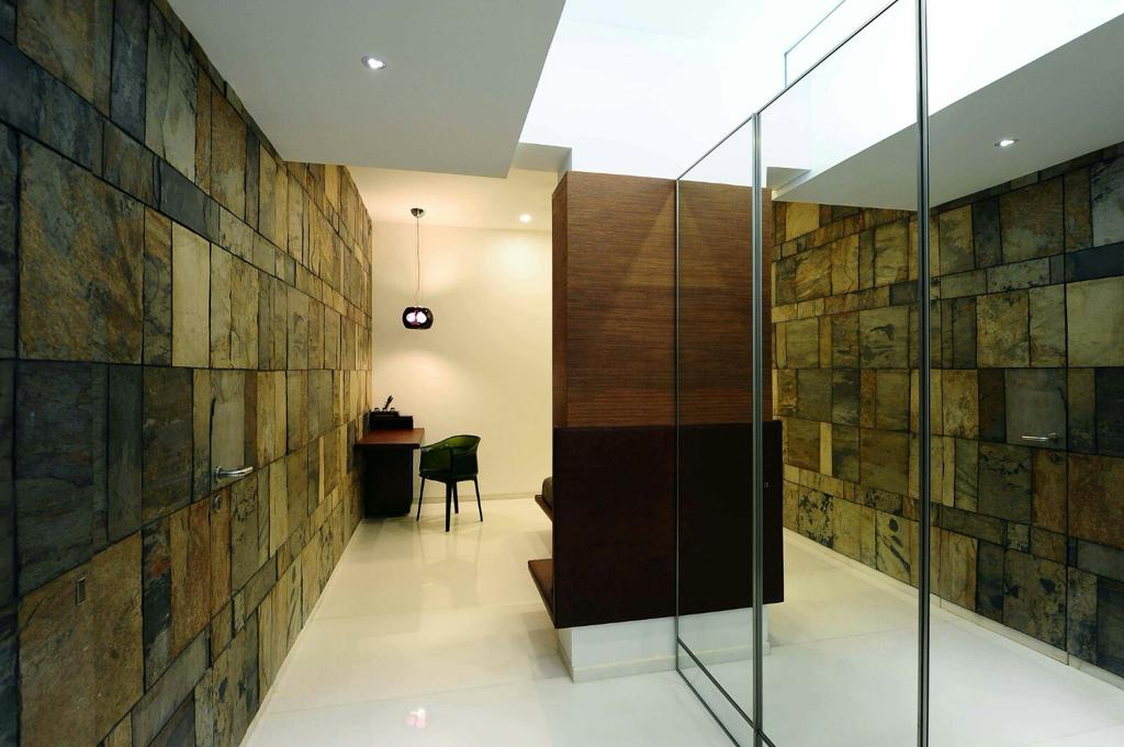 4 BHK Apartment for Sale in Versova Mumbai