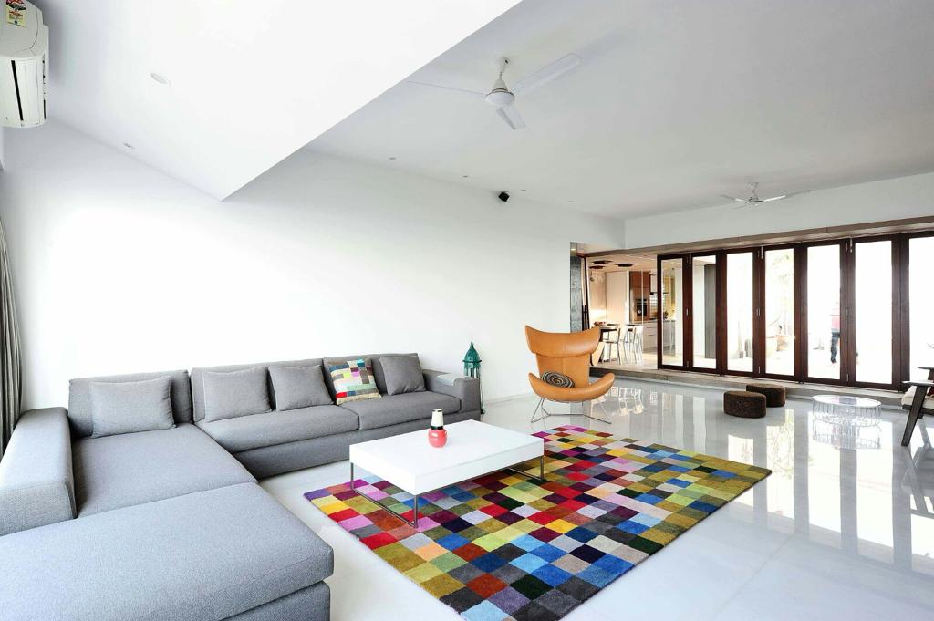 4 BHK Apartment for Sale in Versova Mumbai