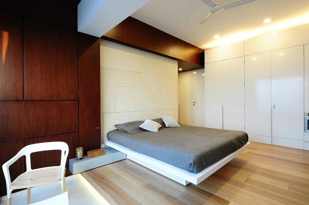 4 BHK Apartment for Sale in Versova Mumbai