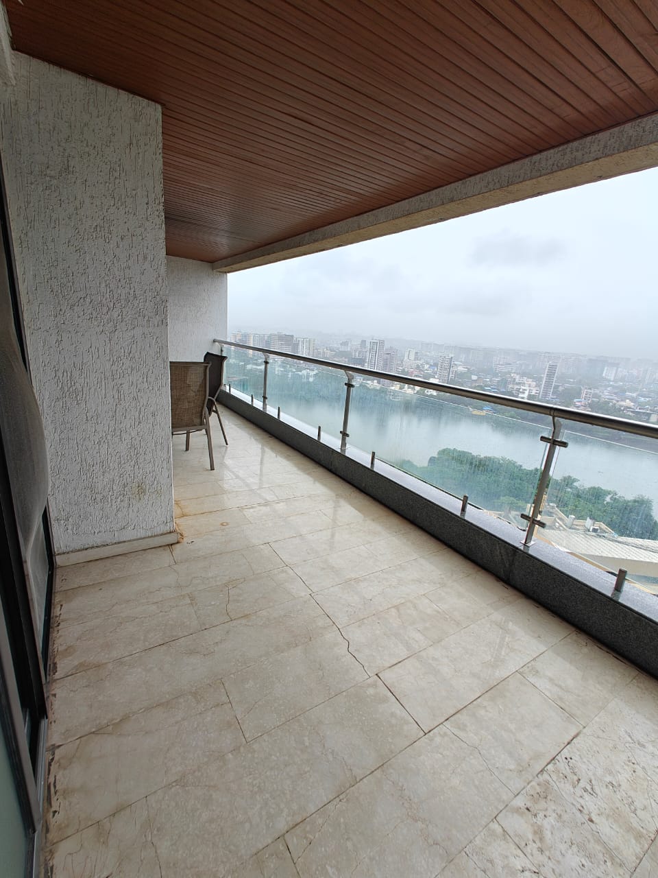 5 BHK Apartment for Rent Mumbai