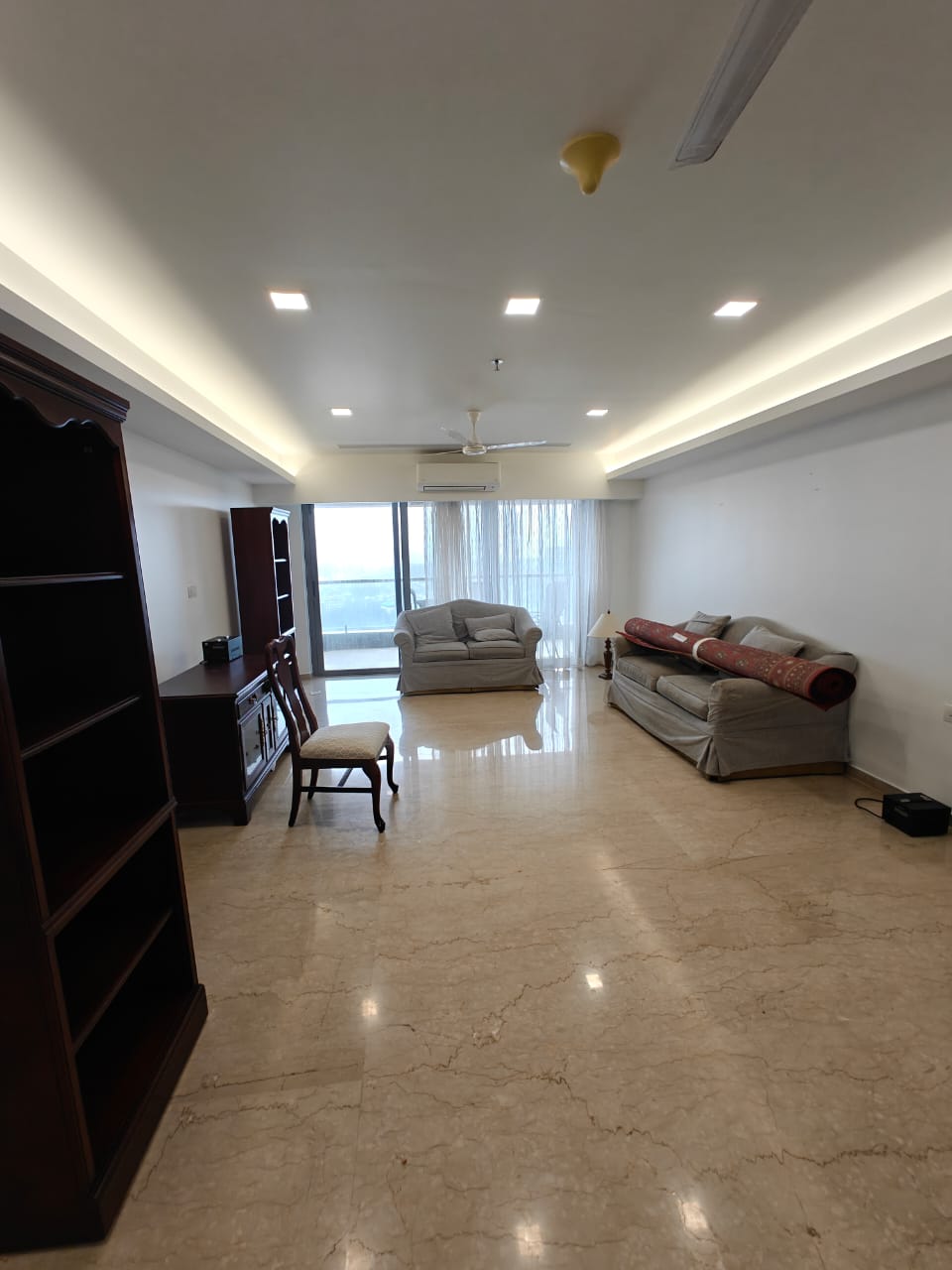 5 BHK Apartment for Rent Mumbai