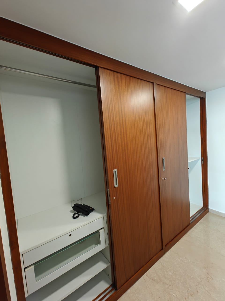 5 BHK Apartment for Rent Mumbai