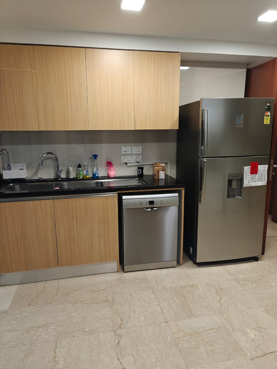 5 BHK Apartment for Rent Mumbai