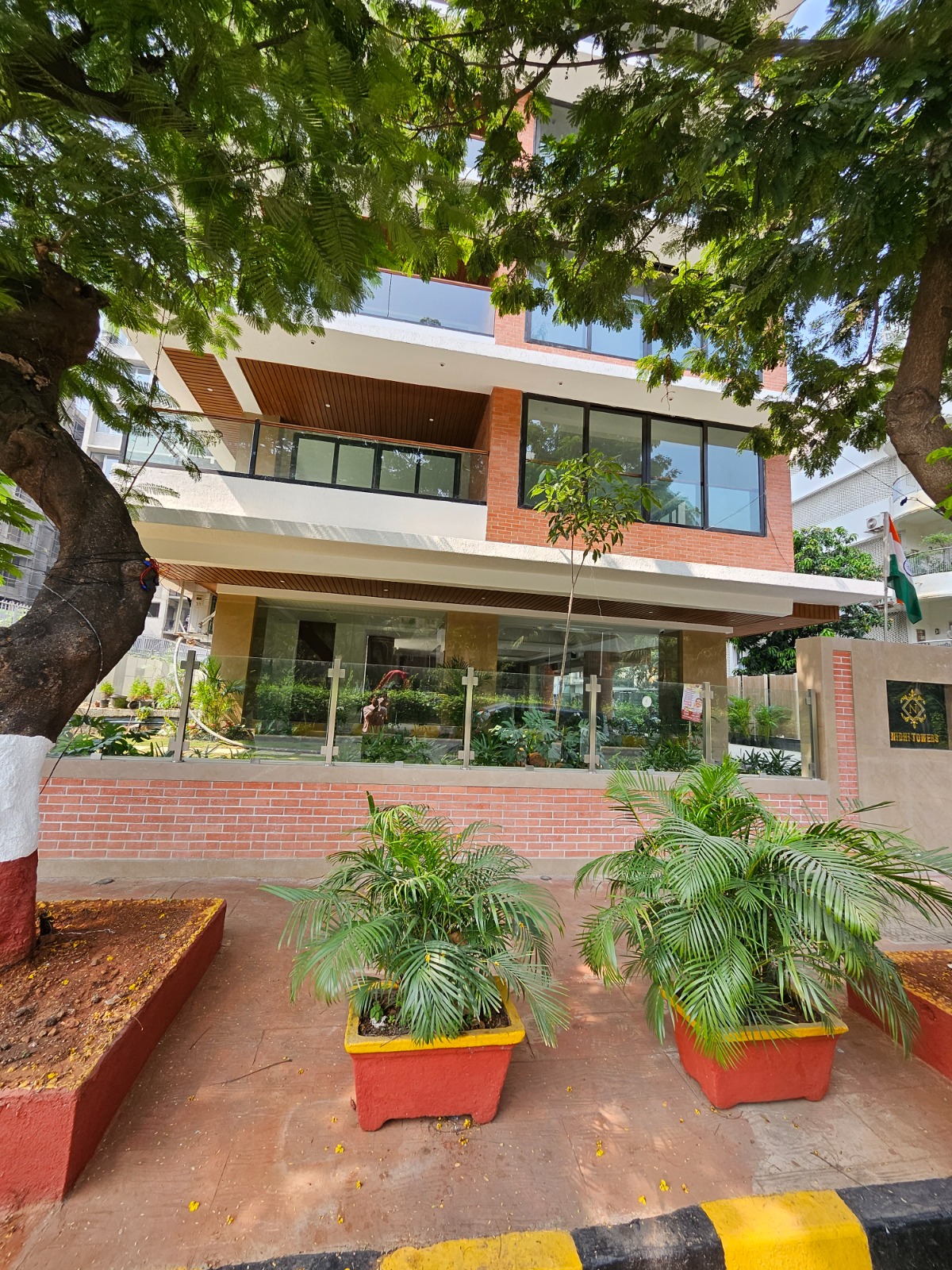 4 BHK Apartment for Sale in JVPD Mumbai