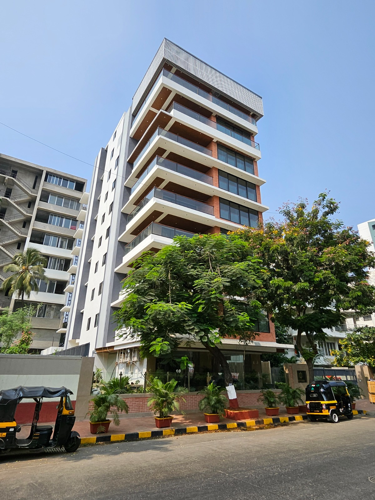 4 BHK Apartment for Sale in JVPD Mumbai