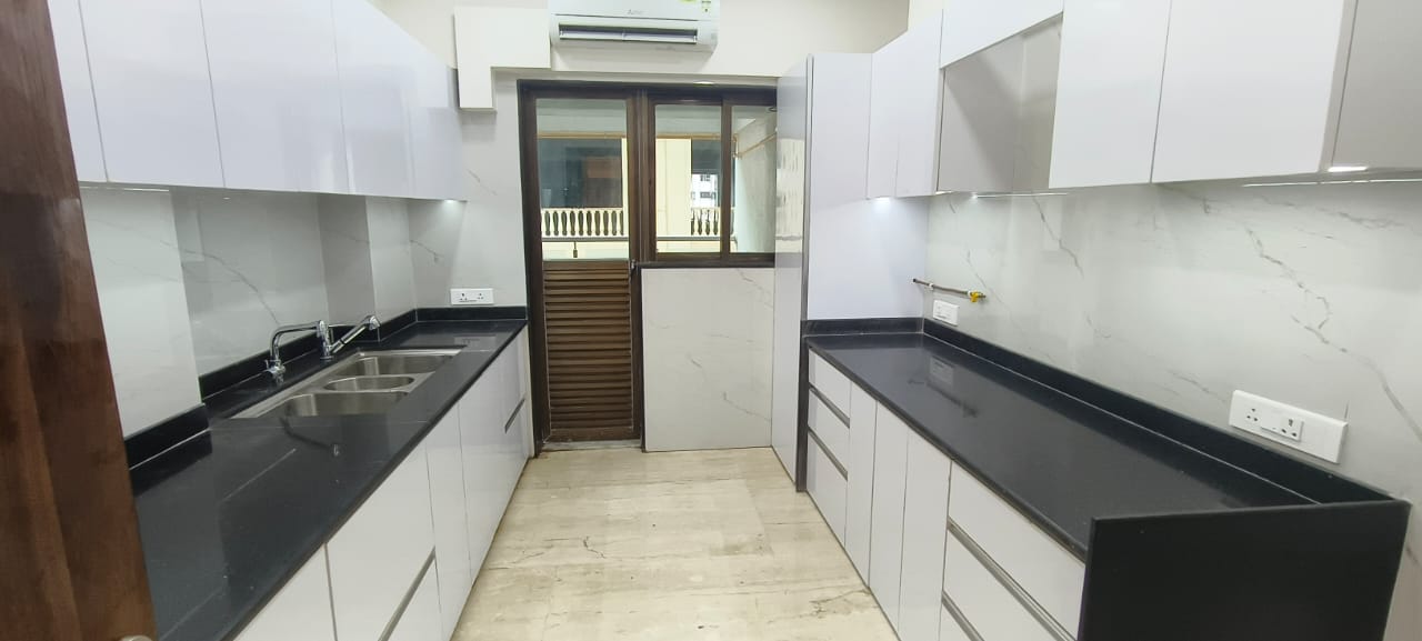 4 BHK Apartment for Rent in Pali Hill Mumbai