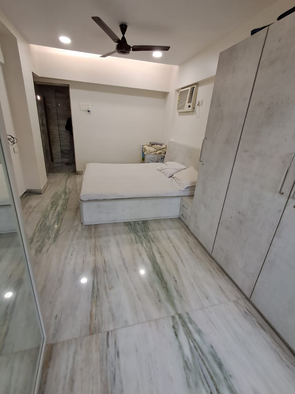 3 BHK Apartment for Sale in East Avenue Road Mumbai