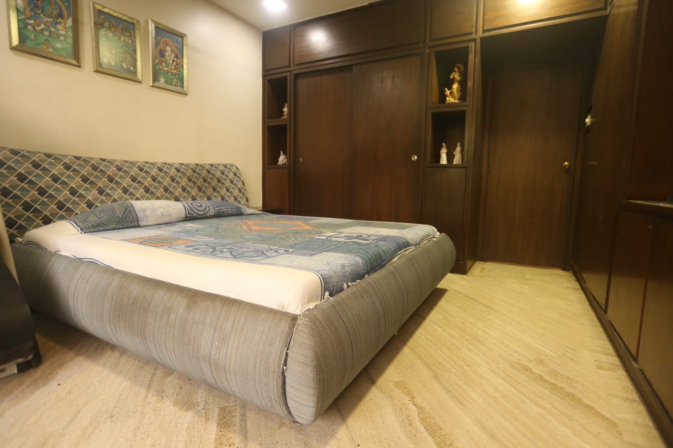 4 BHK Apartment for Sale in Juhu Mumbai